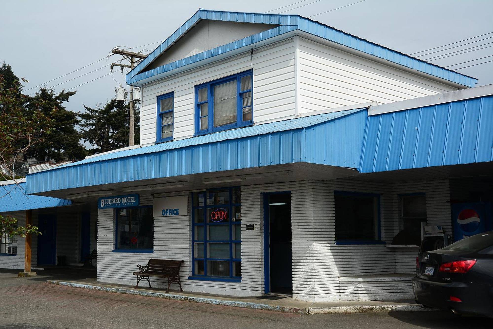 Bluebird Motel Port Alberni Eksteriør billede